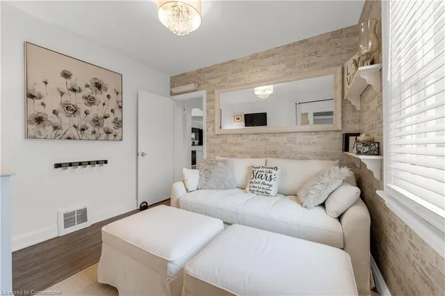 Additional image 24 of 97 Bell Ave