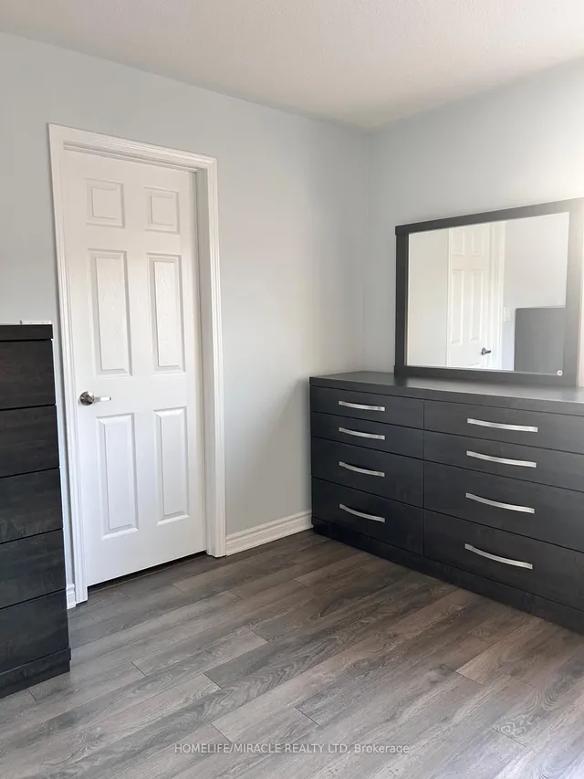 Additional image 27 of 80 Reichert Crt