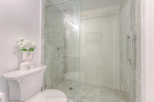 Additional image 20 of 5090 Pinedale Ave Unit 203