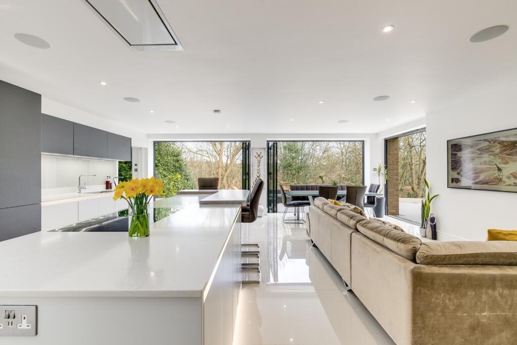 Additional image 11 of Stonemead, Welwyn Garden City, Hertfordshire, AL8 7LX