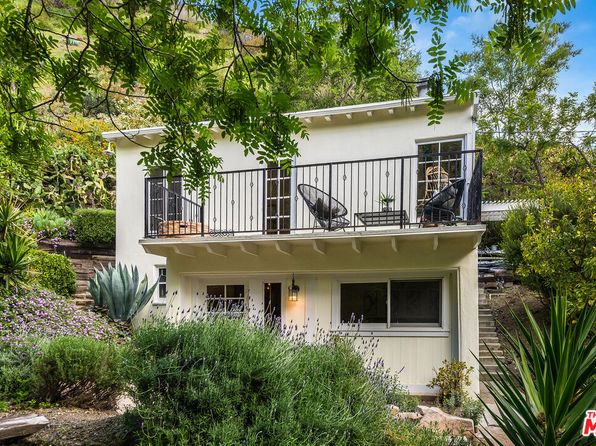 1205 N Beverly Glen Blvd, Los Angeles, CA 90077