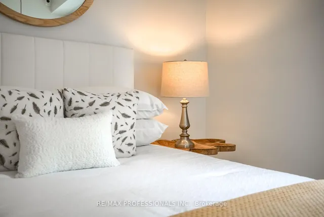 Additional image 14 of 36 Stadium Rd Unit 562