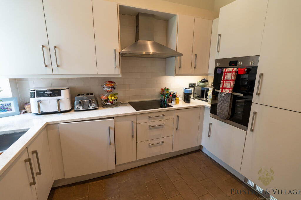 Additional image 14 of Beningfield Drive, Napsbury Park