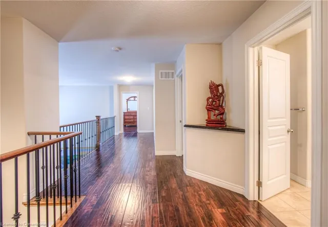 Additional image 27 of 83 Boulder Cres