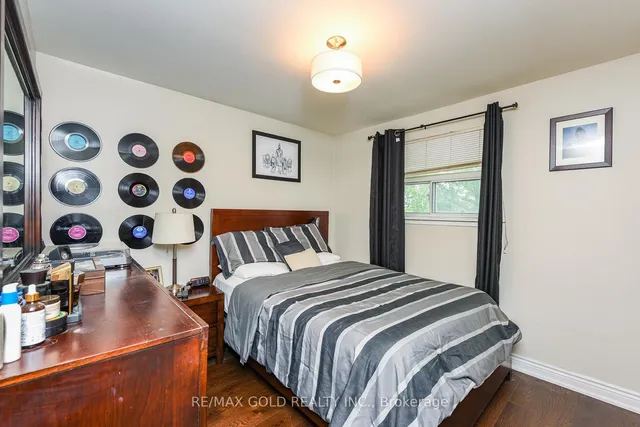 Additional image 20 of 3507 Laddie Cres
