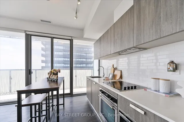 Additional image 11 of 50 Charles St Unit 4303