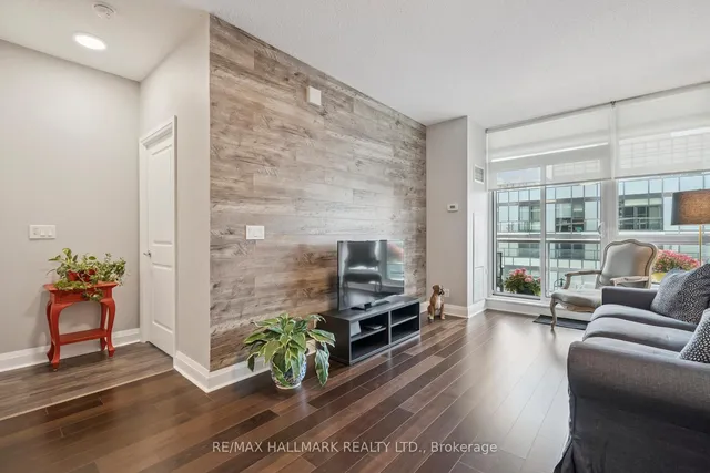 Additional image 9 of 1185 The Queensway Unit 1006