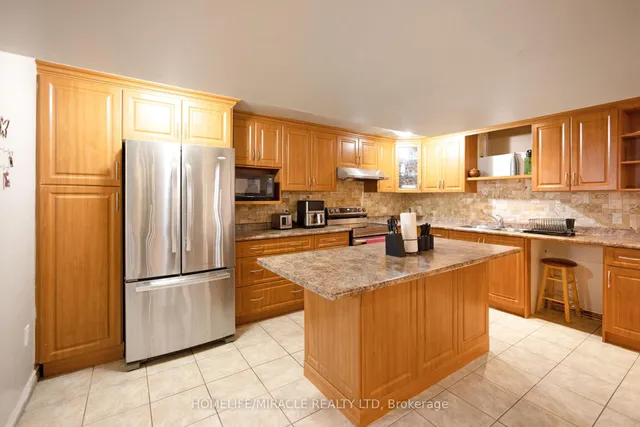 Additional image 43 of 24 Fauna Crt