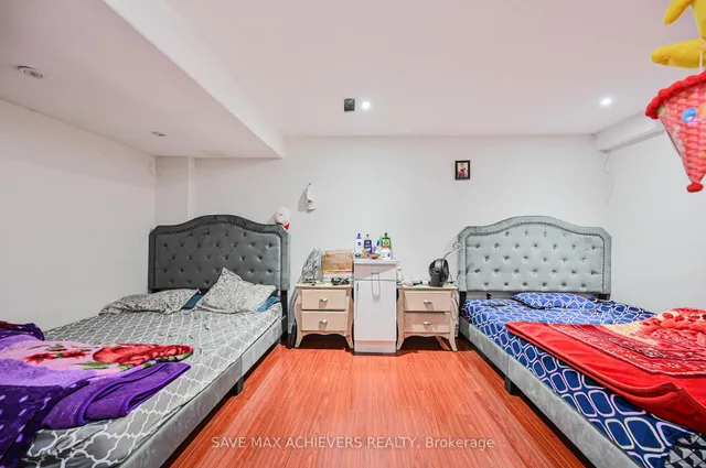 Additional image 36 of 21 Riverplace Cres