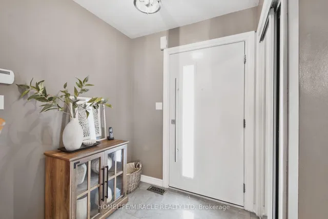 房产图片 6 - 365 Brisdale Dr