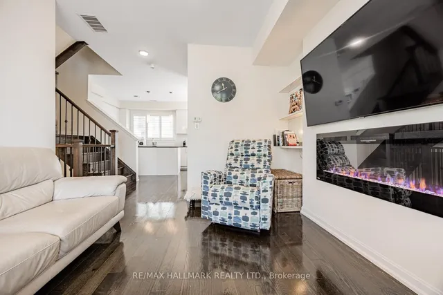 Additional image 5 of 11 Caroline Carpenter Grve