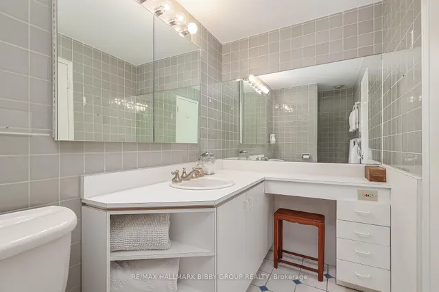 Additional image 37 of 21 Dale Ave Unit 435