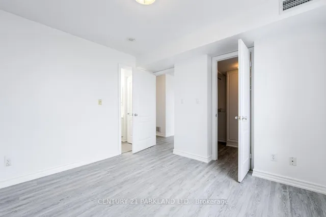 Additional image 21 of 8 Rean Dr Unit 1701