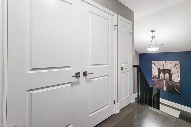 Additional image 46 of 19 Dresser Lane