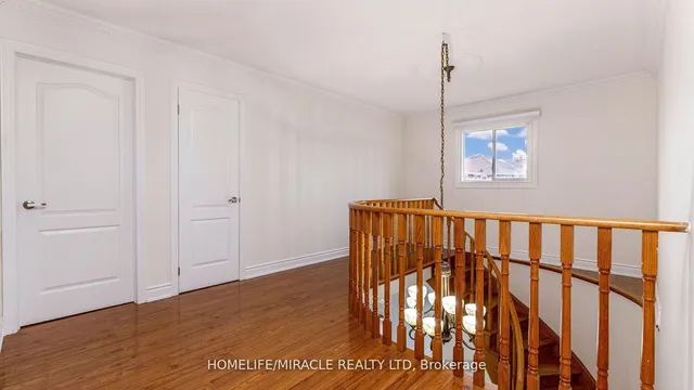 Additional image 29 of 74 Kingknoll Dr