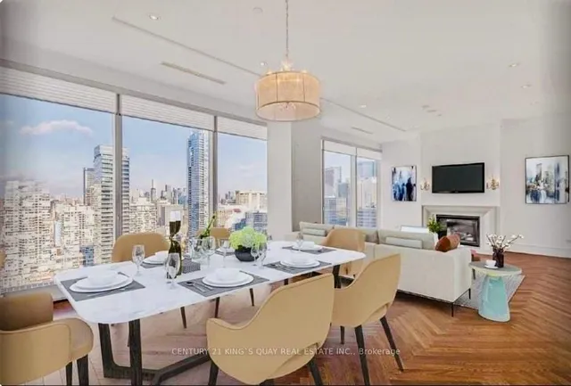 Additional image 4 of 183 Wellington St Unit 3402