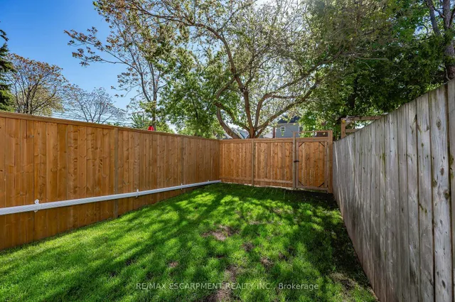 Additional image 28 of 102 Gibson Ave