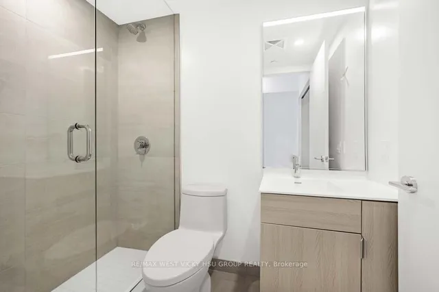 Additional image 21 of 28 Eastern Ave Unit TH105