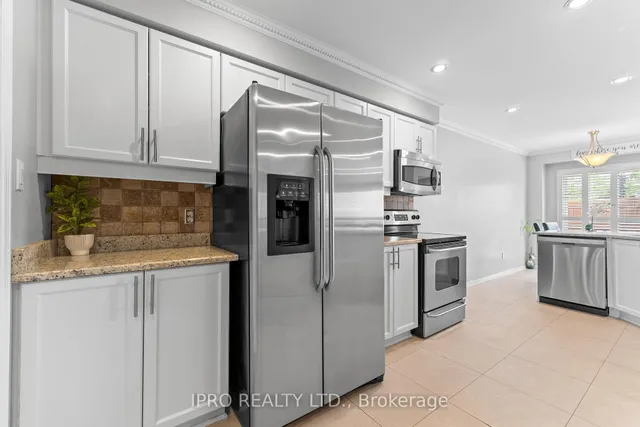 房产图片 6 - 42 Meadow Wood Cres