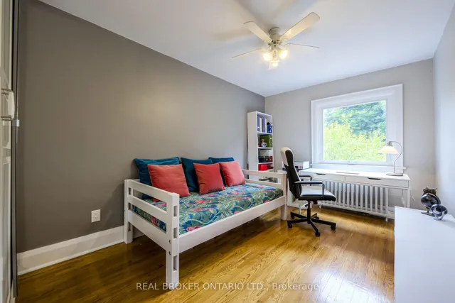 Additional image 28 of 413 Roselawn Ave