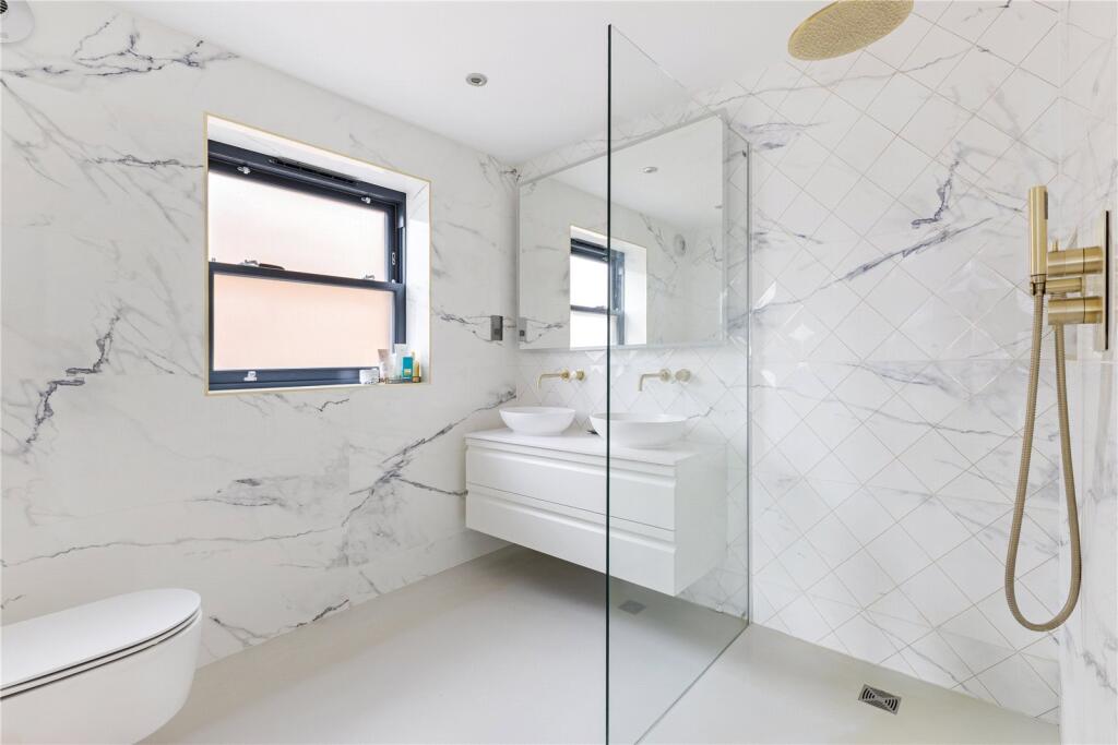 Additional image 14 of Tuffnells Way, Harpenden, Hertfordshire, AL5