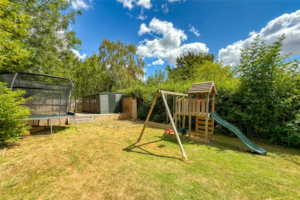 Additional image 14 of Marshalls Way, Wheathampstead, Hertfordshire, AL4