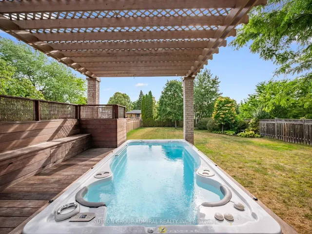 Additional image 34 of 54 Cedar Brae Blvd