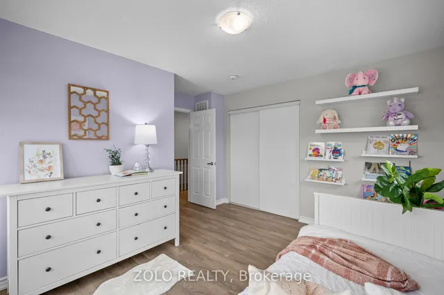 Additional image 25 of 2 Circus Cres