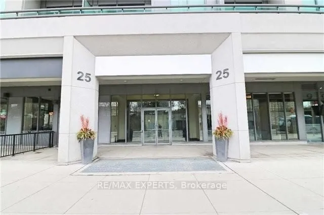 25 Lower Simcoe St Unit 728