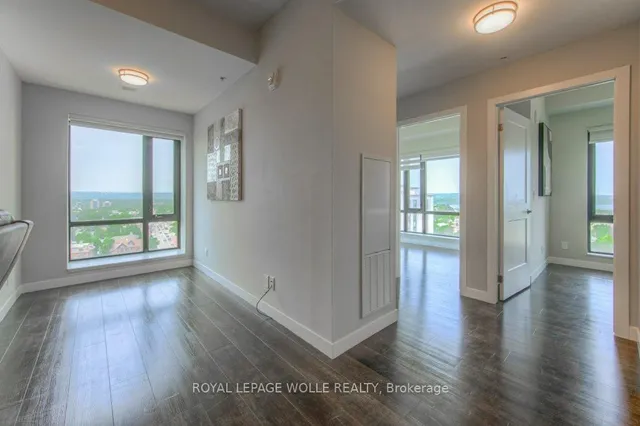 Additional image 17 of 15 Queen St Unit 1207