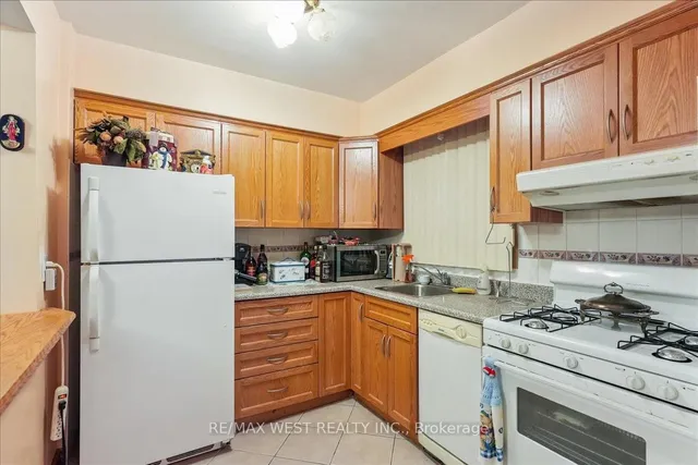 Additional image 4 of 3 Hilldale Rd