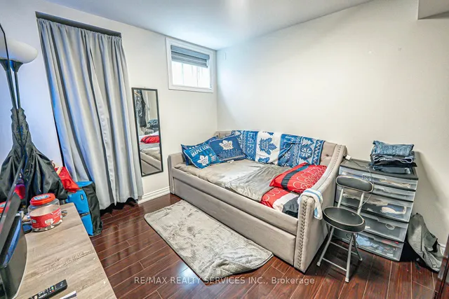 Additional image 35 of 18 Merrickville Way