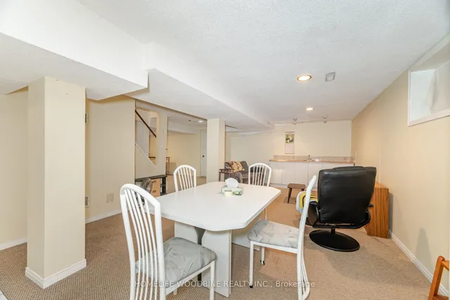 Additional image 39 of 32 Chopin Cres