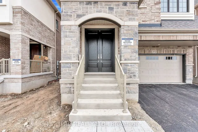 Additional image 3 of 372 Bergamot Ave