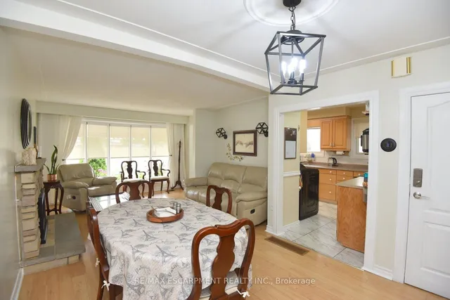 Additional image 11 of 73 Reno Ave