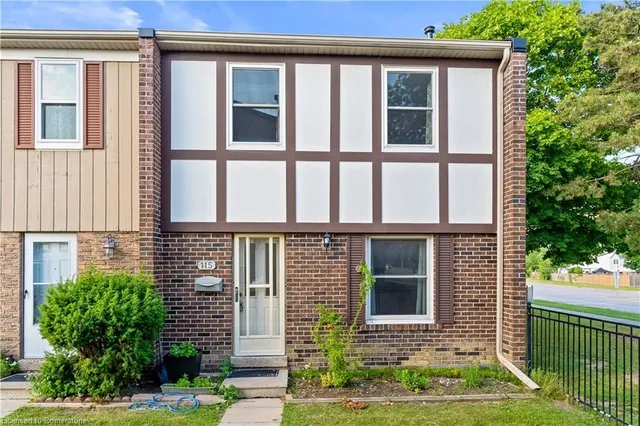 Additional image 2 of 900 Centralpark Dr Unit 115