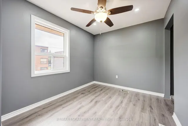 Additional image 24 of 61 Clarence St