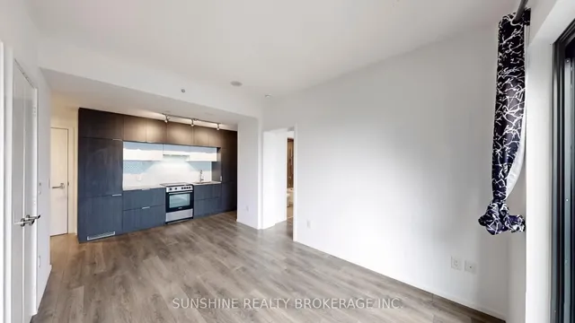 Additional image 19 of 159 Dundas St Unit 4307