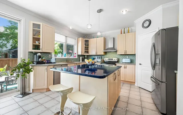 Additional image 14 of 1004 McCutcheon Cres