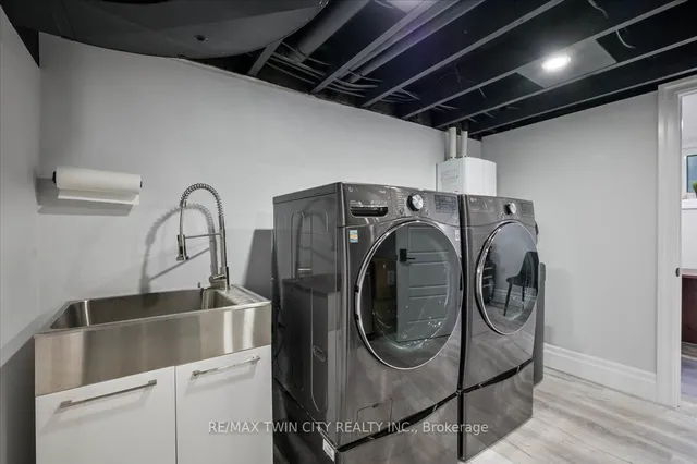 Additional image 34 of 162 Greenbrook Dr