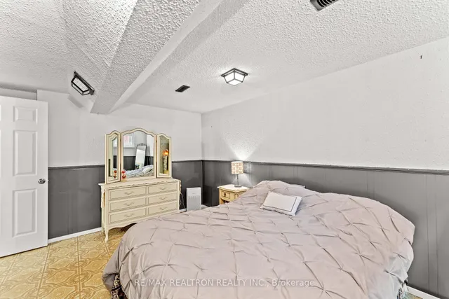 Additional image 27 of 4 Peacham Cres