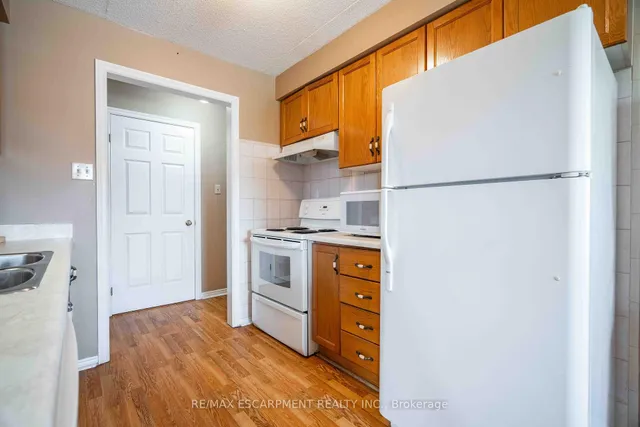 房产图片 19 - 416 Limeridge Rd 单元 216