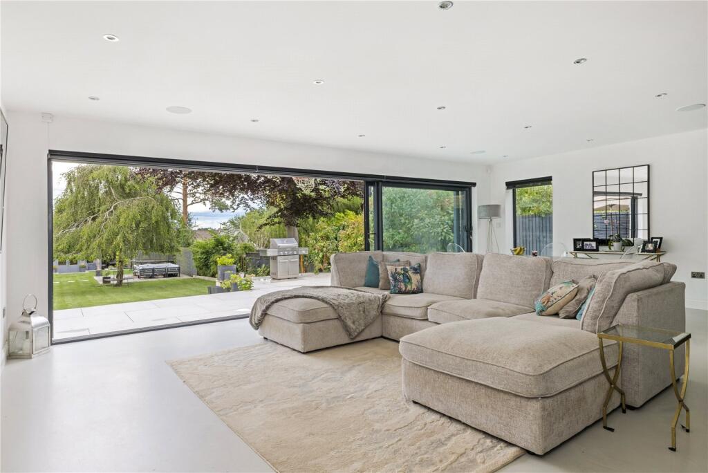 Additional image 8 of Tuffnells Way, Harpenden, Hertfordshire, AL5
