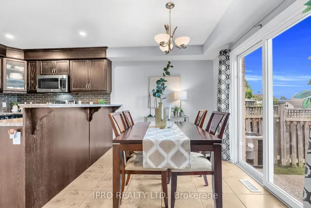 Additional image 18 of 25 Stoneglen Way