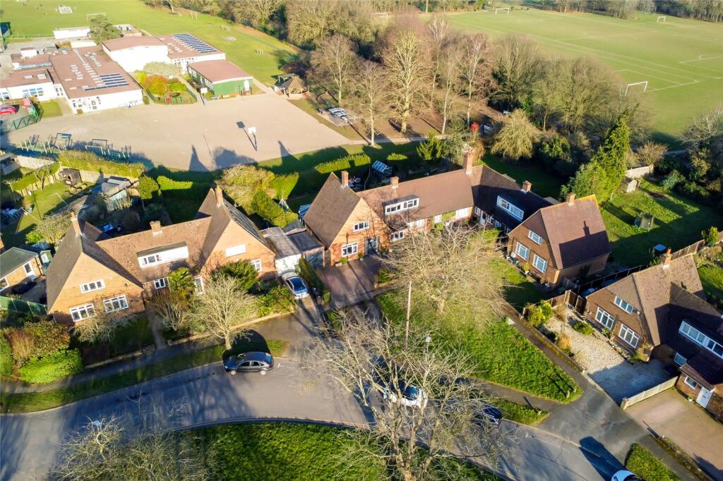 Additional image 16 of South Close, St. Albans, Hertfordshire, AL2