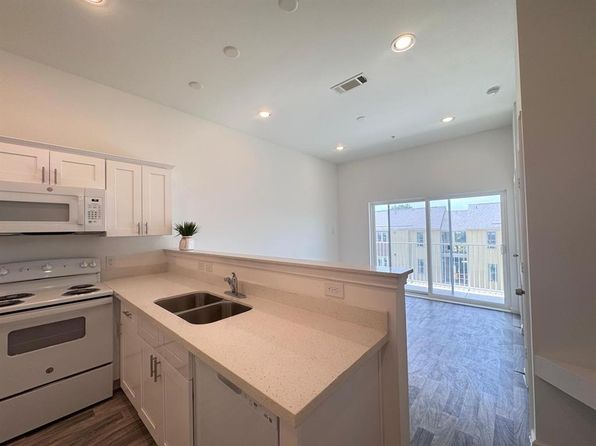 3477 Reeves St, Houston, TX 