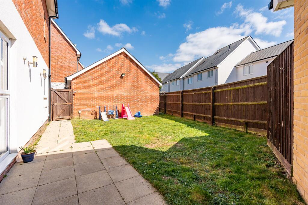 Additional image 15 of Appletree Way, Welwyn Garden City