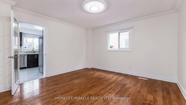 Additional image 11 of 74 Kingknoll Dr