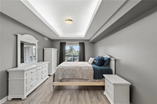 Additional image 20 of 990 Golf Links Rd Unit 301