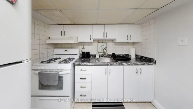 Additional image 36 of 12 Franson Cres